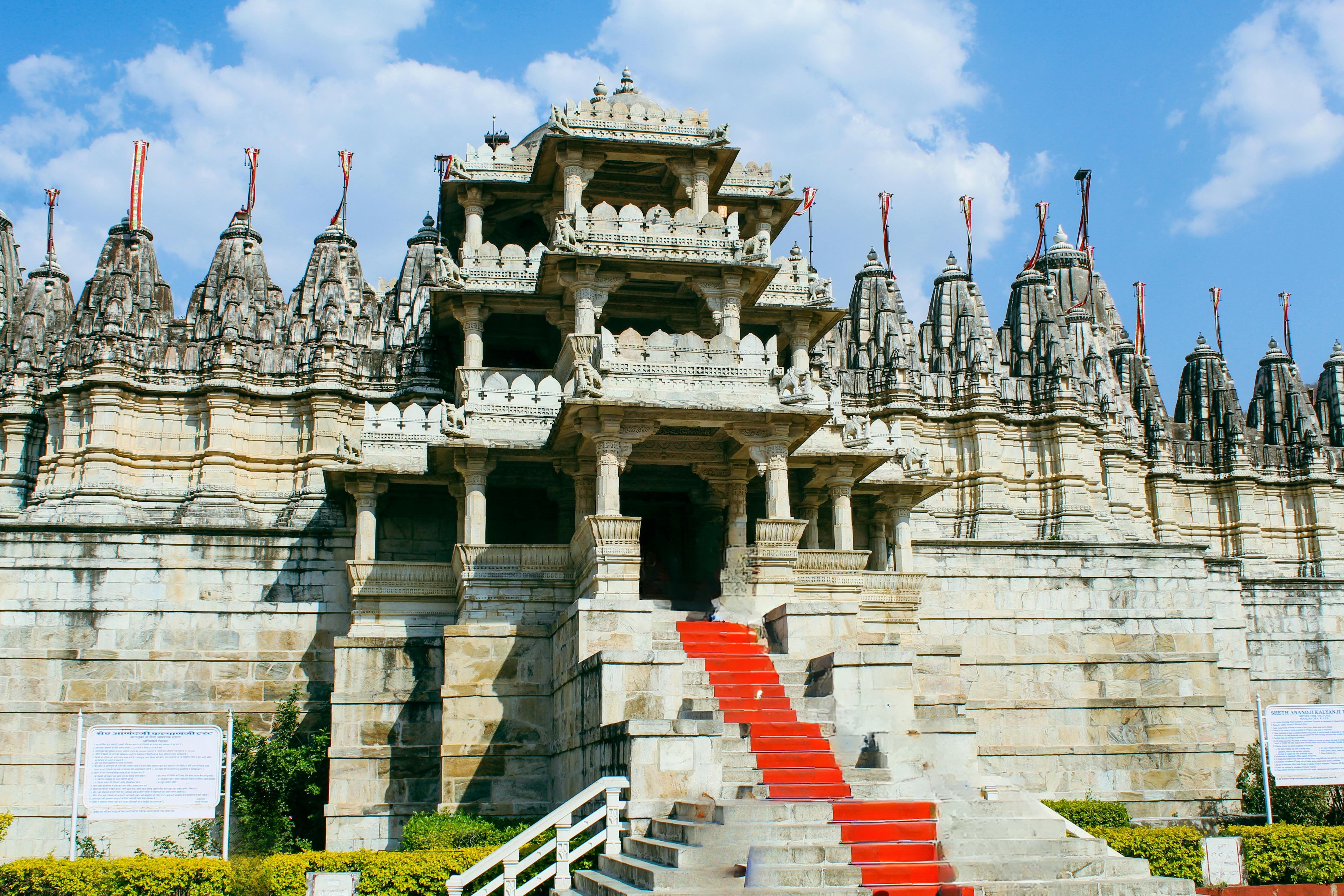  Location 1: Ranakpur Jain Temple 